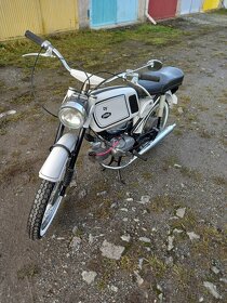 jawa 23 Mustang - 2