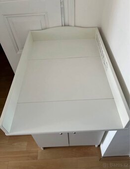 Přebalovací pult - 2