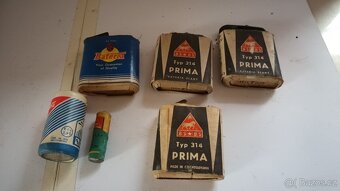 Retro baterie např. jako doplněk ke starým hračkám - 2