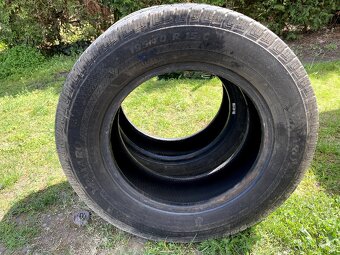 Pneu 195/70 r15C - 2