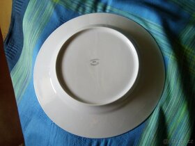 Prodám velké porcelánové talíře - 2
