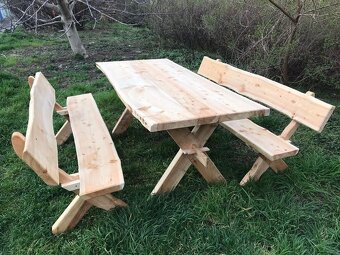 Krásný nový  masivní zahradní set - 2