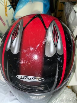 Motorkářská helma - 2