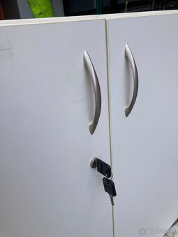 Skříňka nízká TECHO dvoudveřová uzamykatelná za 500 kč - 2