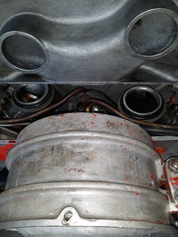 Predám motor traktora RS-09 - 2