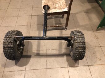 Prodám bržděnou nápravu  na vozík - 2