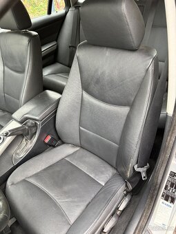 BMW E91 SEDAČKY - 2