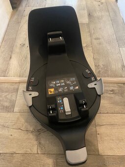 Autosedačka Maxi Cosi Pearl 360 - 2