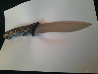 Dlouhý pevný nůž - 2