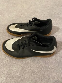 Sálová obuv Nike, vel. 35,5 - 2