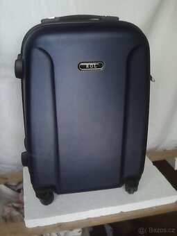 Plastový kufr - 2