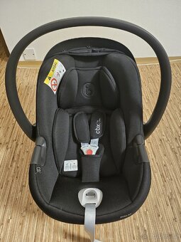 Dětská autosedačka - 2