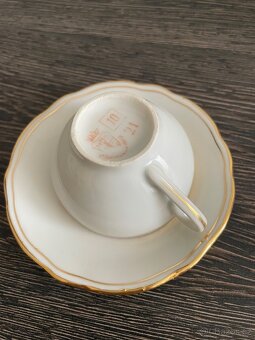 Značený porcelánový mocca šálek s podšálkem se zlatou ořízko - 2