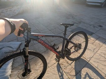 Horské kolo Specialized Pitch – super stav, 27,5", velikost - 2
