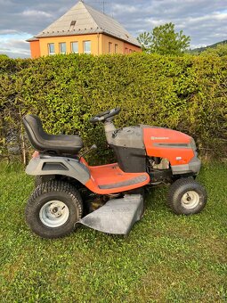 Zahradní traktor Husqvarna LT 151 - 2