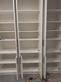Vestavěná skříň 290x230x60 - 2