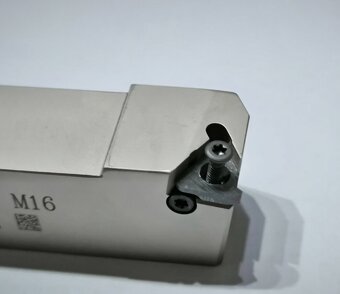 Zavitovy drziak Iscar Sel 2525 M16 + 5 ks platkov - 2