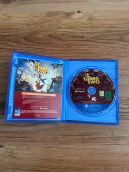 Hra ps4 it takes two - 2