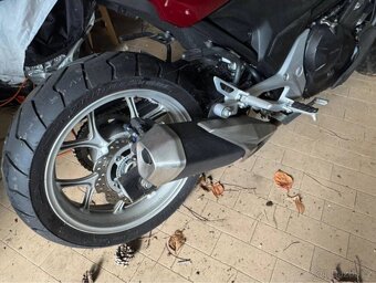 Prodám HONDA NC 750 X 1782 KM - 2