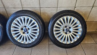 AL Kola s pneu 205/55/16 Nokian - 2