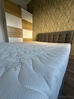 Postel 160×200 cm s úložným prostorem + matrace - 2
