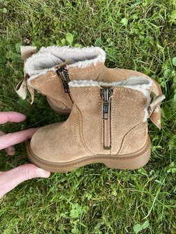 UGG velikost 22 - 2
