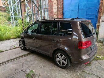 VW Touran 1.4 tsi rv 2013 7 mist - 2