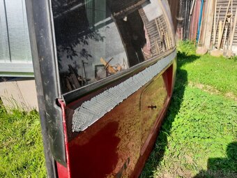 Prodám zadní dveře Volvo V70 - 2