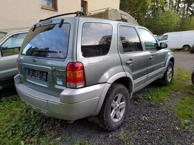 Ford Escape Hybrid 2.3 nepojízdný - 2
