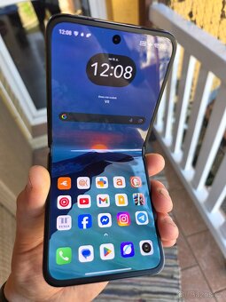 Xiaomi Mix Flip 12/512, SD 8 Gen.3, záruka - 2