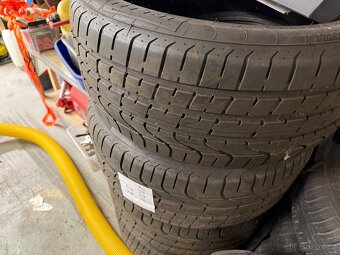 255/40 R19 - sada 4 ks zánovních letních pneu - 2