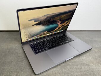 MacBook Pro 16'' 2019 / i7 / 16GB / 512GB SSD / Space Gray - 2