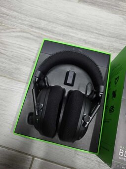 Razer BlackShark V3 Pro - Black - 2