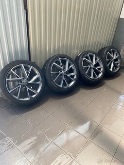 Alu Kola 19” Škoda Superb včetně pneu 235/40R19 - 2