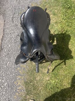 4 sedla k prodeji - 2x westernové a 2 x anglické - 2