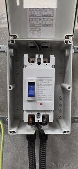 Jistič odpínač baterii TOMZN DC 2P MCcB 600V 250A - 2