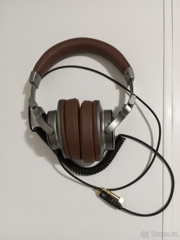 Prodám MIDI klávesy AKAI LPK25 MKII+ZDARMA sluchátka - 2