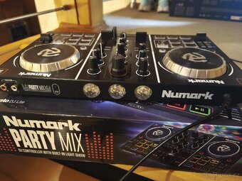 Mixážní DJ pult - 2