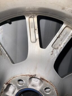 Prodám kola Audi 4G8 071 499 / 19" pro a7,s7,a6,a5,a4,a8 - 2
