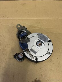 sada zámků na KTM 990 SD - 2