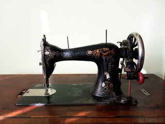šicí stroj Gritzner - 2