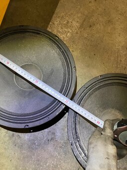 Basove reproduktory - 2