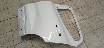 Levé zadní dveře Volvo EX30 - 2