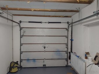 Sekční garážová vrata - 2