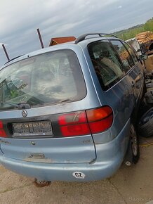 Ve Sharan 1:9tdi 66kw a 1.8T - 2