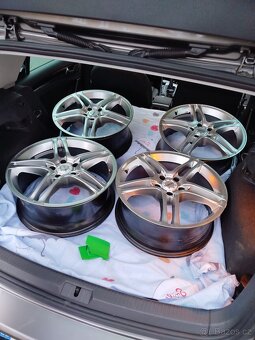Kola R18 5x112 - 2