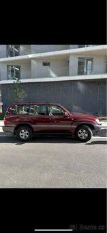 Toyota Land Cruiser 100, rok 2001 - 2