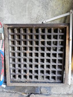 Litinový poklop kanál s rámem 53x53 cm - 2
