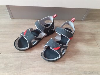 Prodám juniorské sandály vel. 40 stélka 25,3cm - 2