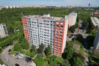 Praha 12 Modřany, pronájem bytu 2 + kk + L, 44 m2, okr. Prah - 2